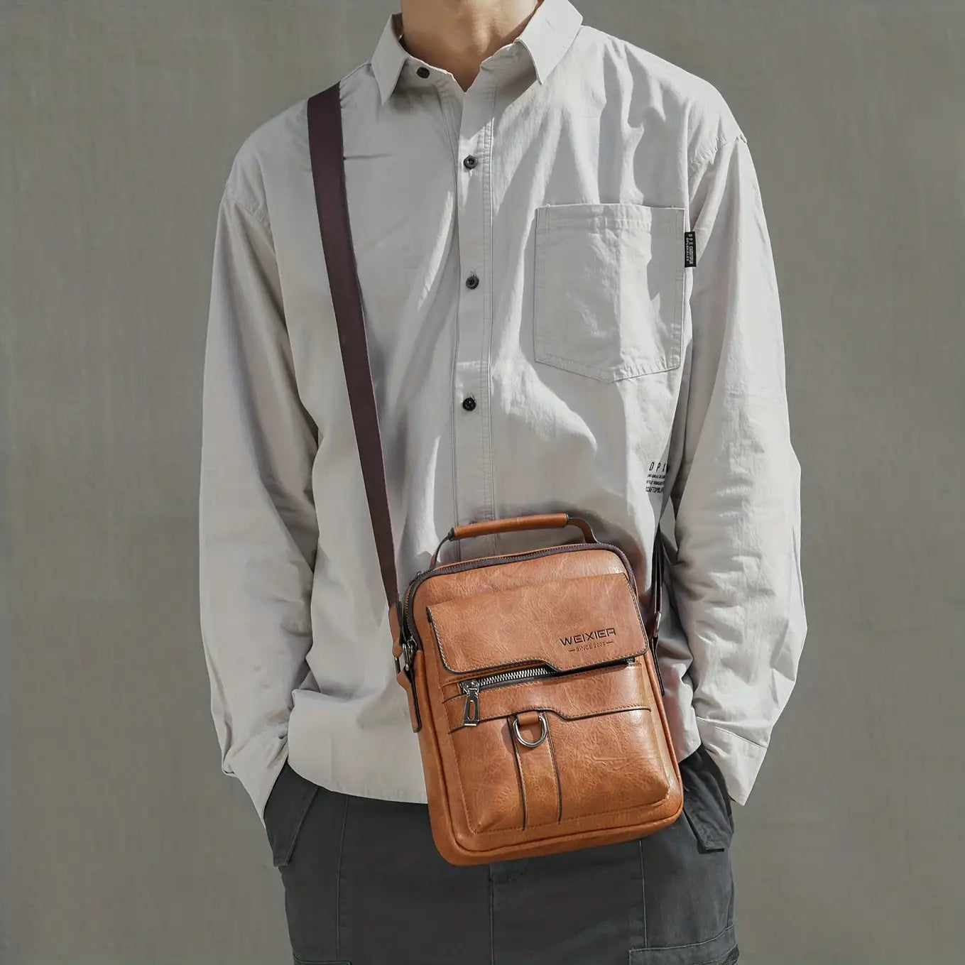 Stylish and Functional Men's Messenger Bag: Perfect for Work and Play