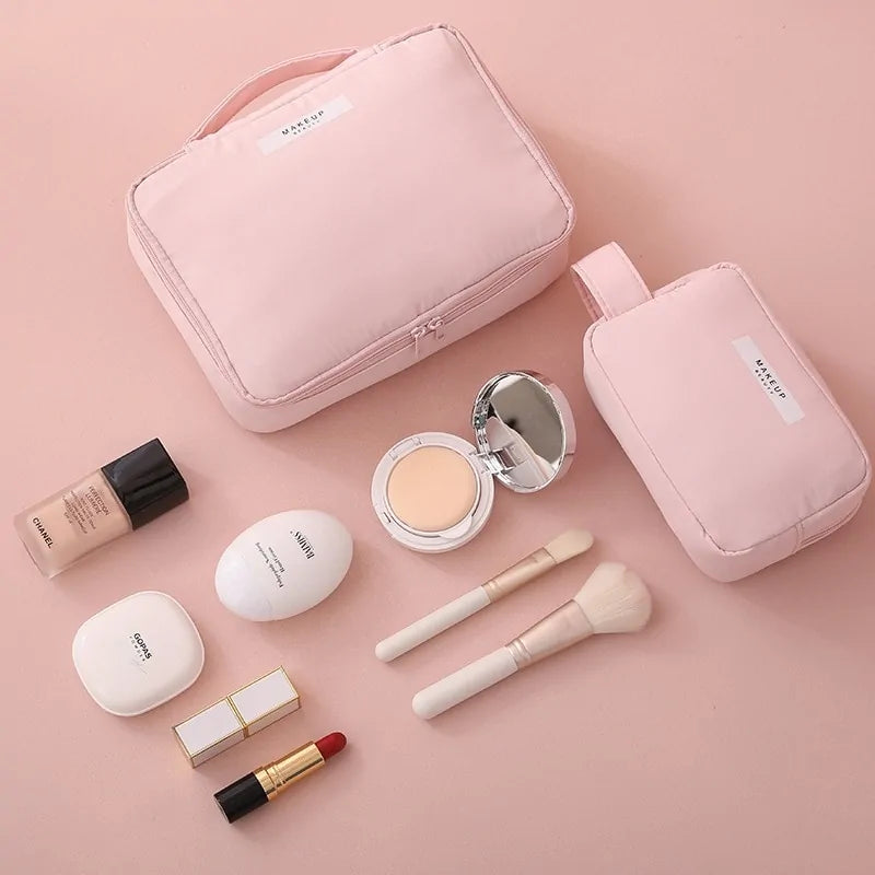 Stylish Makeup Bag Organizer: Keep Your Cosmetics Neat and Accessible