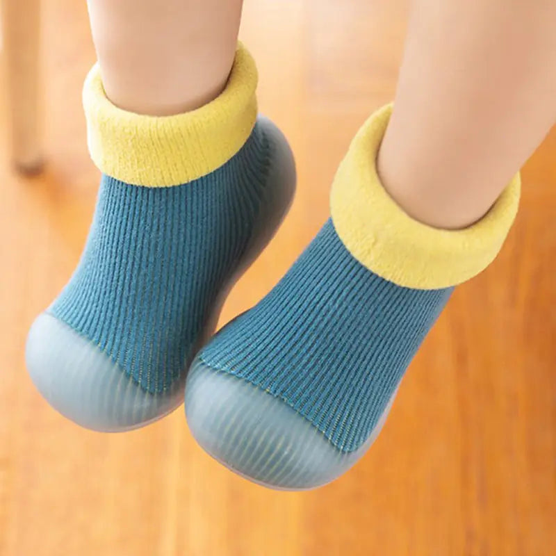 Super Warm Socks Shoes for Kids - Cozy, Non-Slip Footwear for Winter Fun