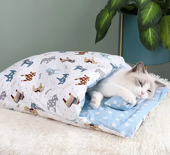 Removable Dog & Cat Bed: Comfortable and Easy-to-Clean Pet Bedding